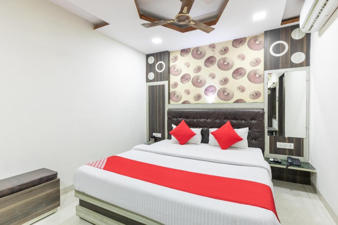 Oyo 45301 Hotel Om Palace Sagar  Exterior photo